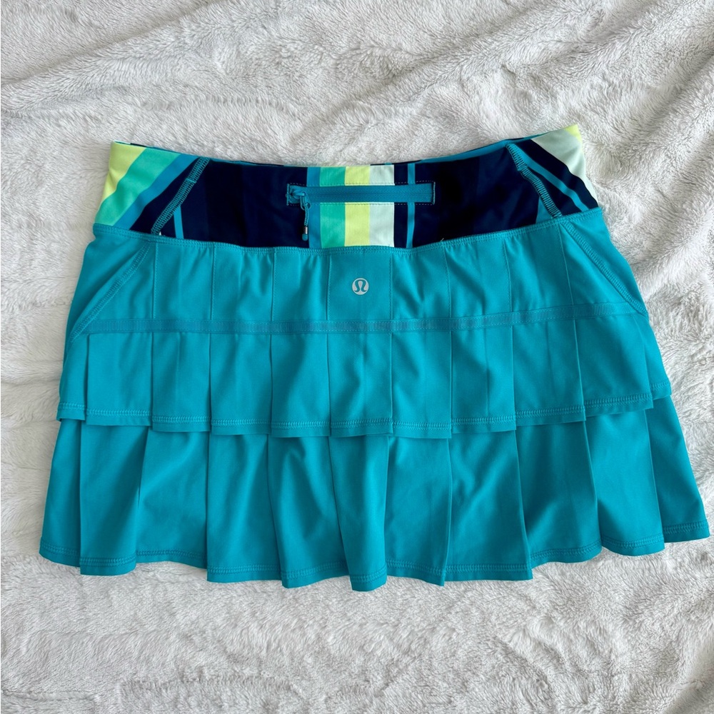 Lululemon Pace Setter Tennis Skirt – Teal with Striped Waistband – Size 6